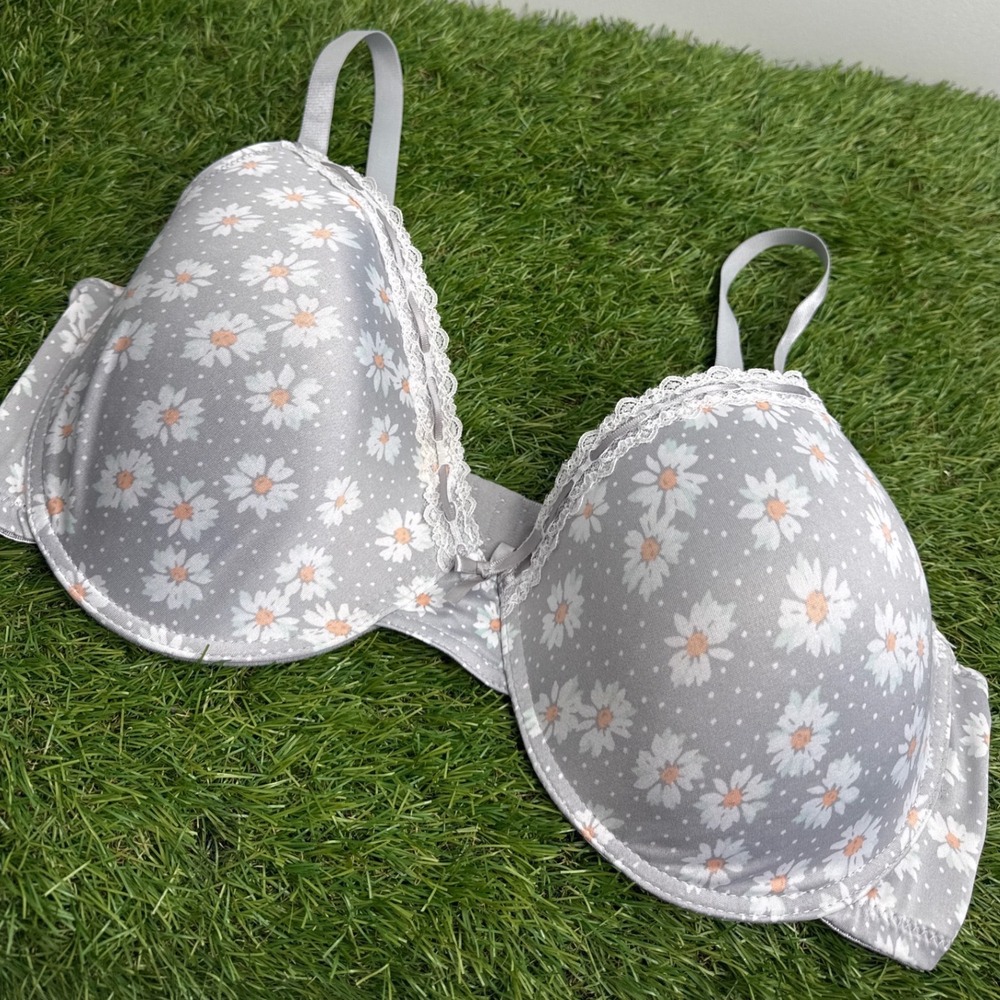 Just Be Women Gray Daisy Floral Polka Dot Underwire Bra Lace Trim 42D